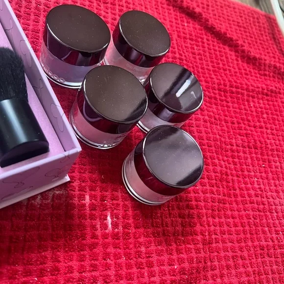 Nailboo Dip Powder Nail Kit - Black and Brown Shades - Picture 2 of 3